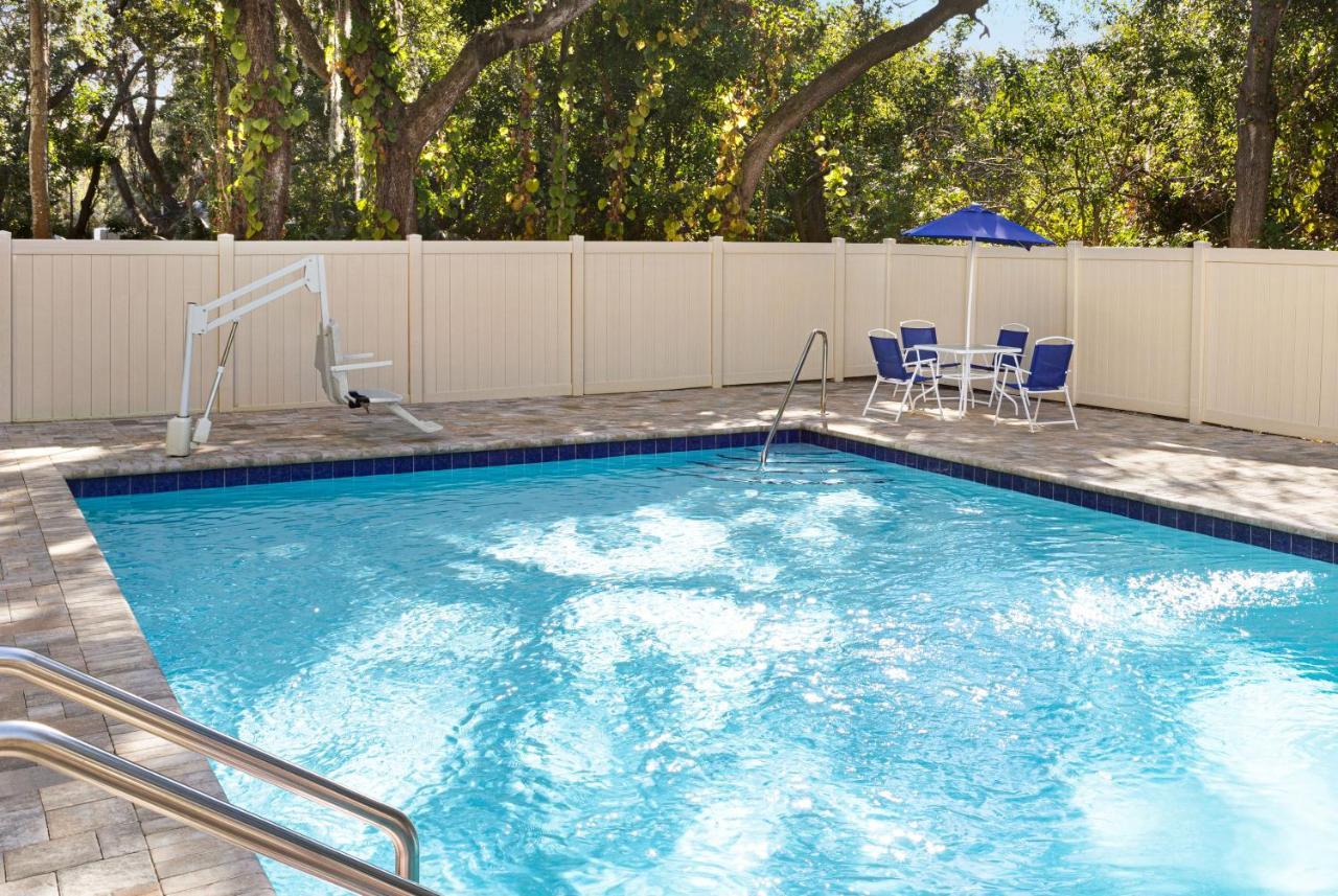 Candlewood Suites - Safety Harbor By Ihg Екстериор снимка